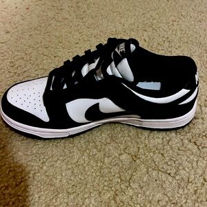 Nike Panda Dunks Women’s size 7 BRAND NEW never worn